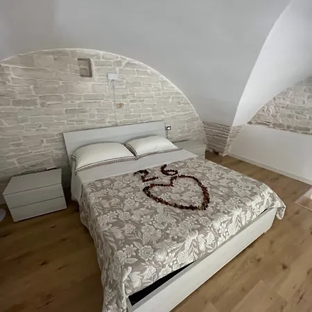 Augustus Luxury לינה וארוחת בוקר טרליצי